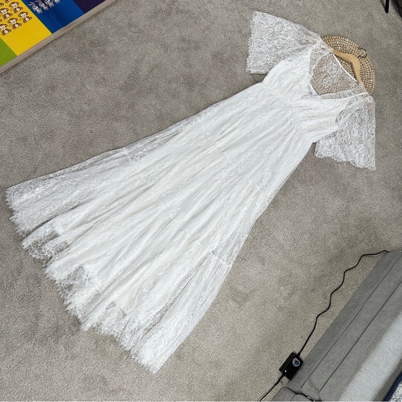 Baltic Born White Lace Maxi Dress - Picture 4 of 15